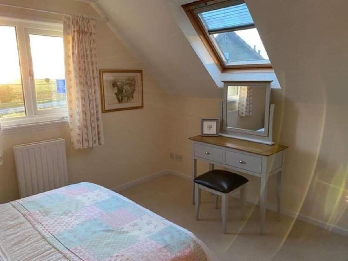 Lovely 1-Bed House In Stirling Esterno foto